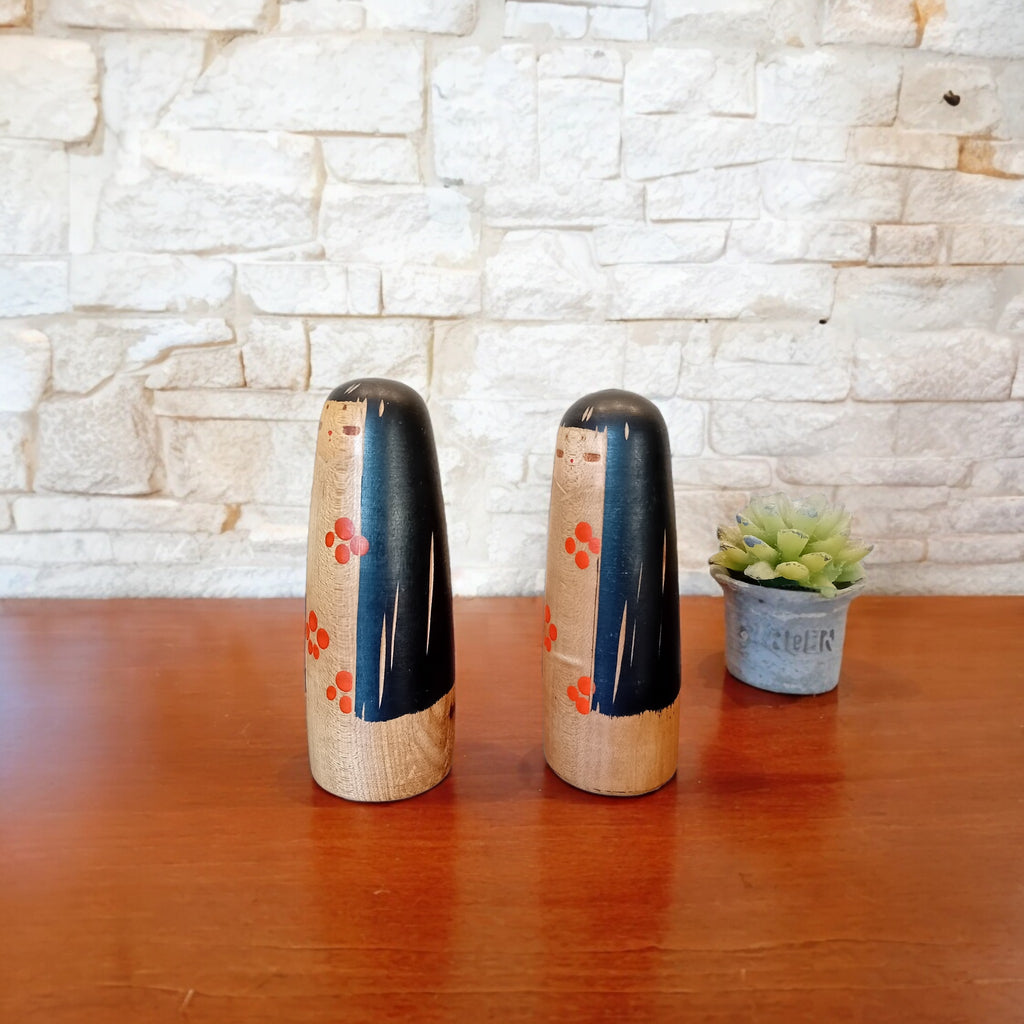 Kokeshi Doll "Madre e Figlia" – Sanpei Yamagishi, Giappone 1973