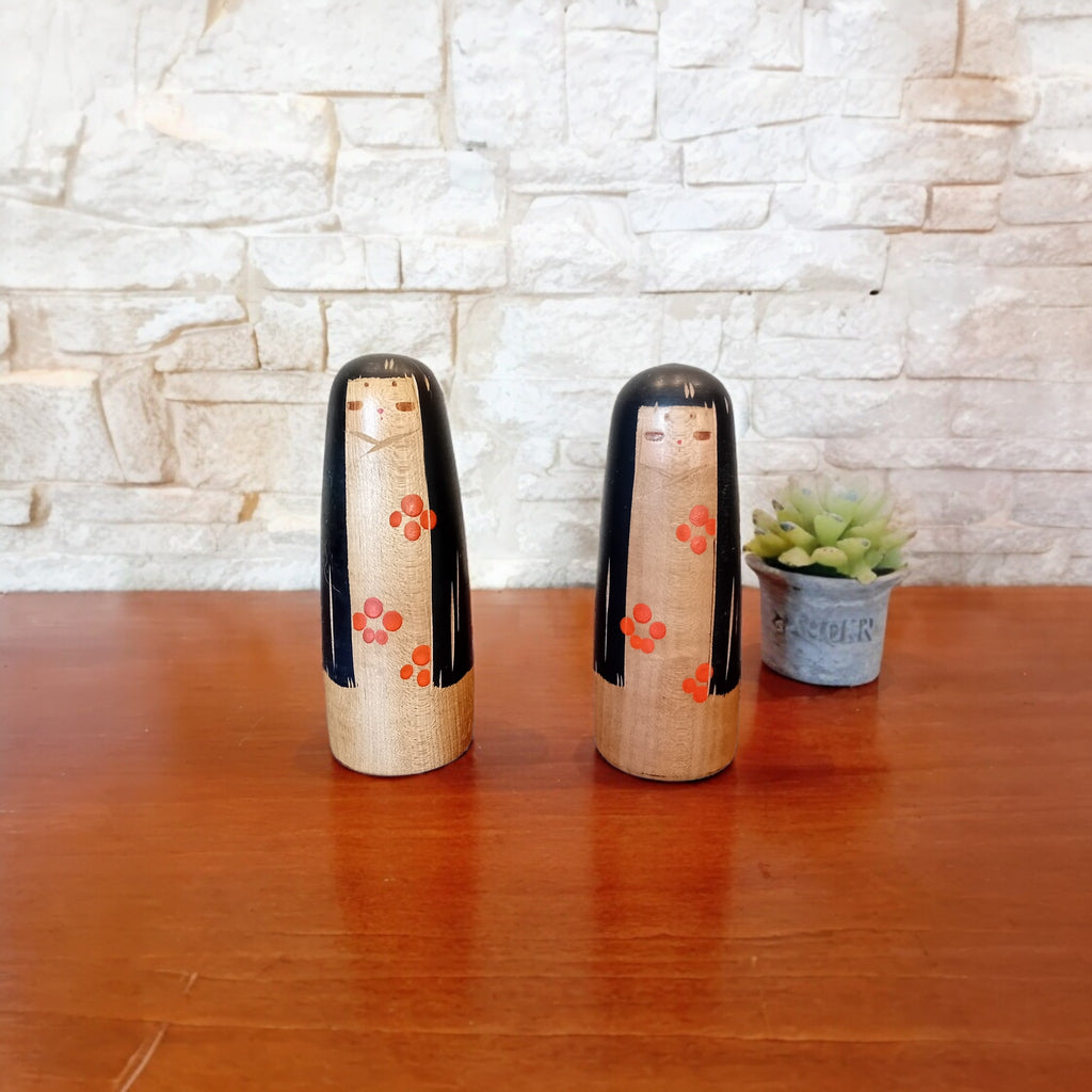 Kokeshi Doll "Madre e Figlia" – Sanpei Yamagishi, Giappone 1973
