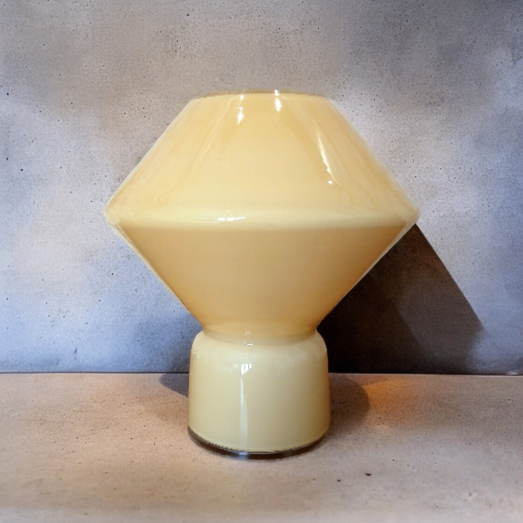 Lampada "Conica" Artemide – Alessandro Mendini, Vetro di Murano, Stile Memphis anni '80