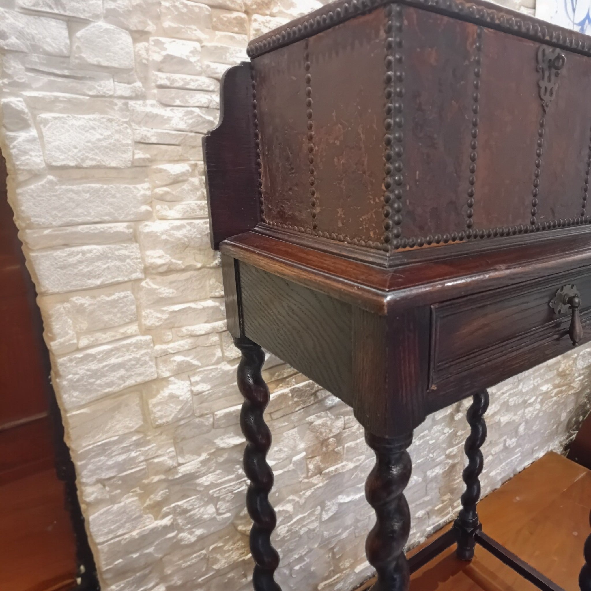 Antico Cassettone Barocco Olandese - Cassa in Pelle con Inserti in Metallo (metà '800)