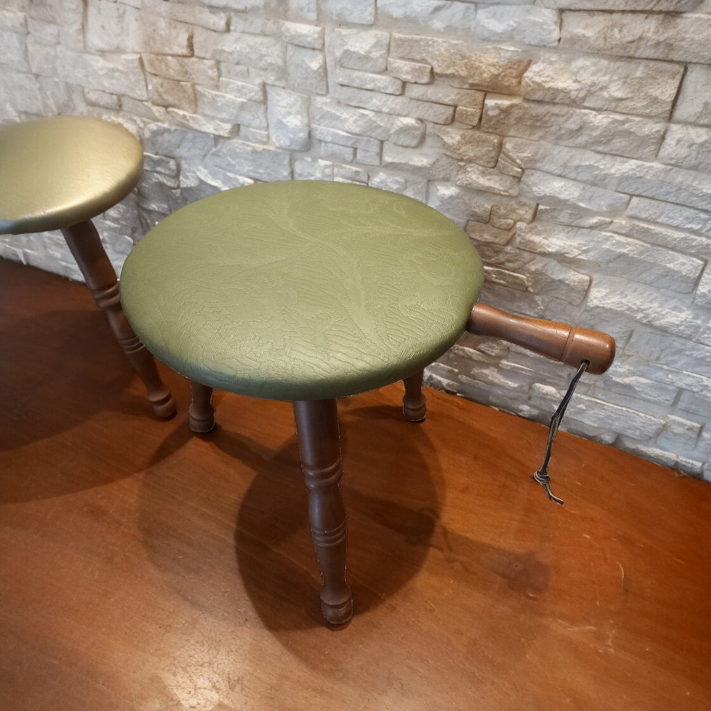 Coppia di Sgabelli Vintage Mattawa Furniture MFG – Cooksville, Ontario, anni '50