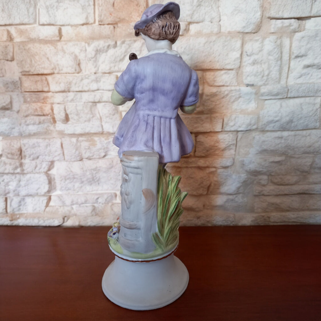 Coppia Statuette in Ceramica di Capodimonte – Lui col Mandolino e Lei che Balla