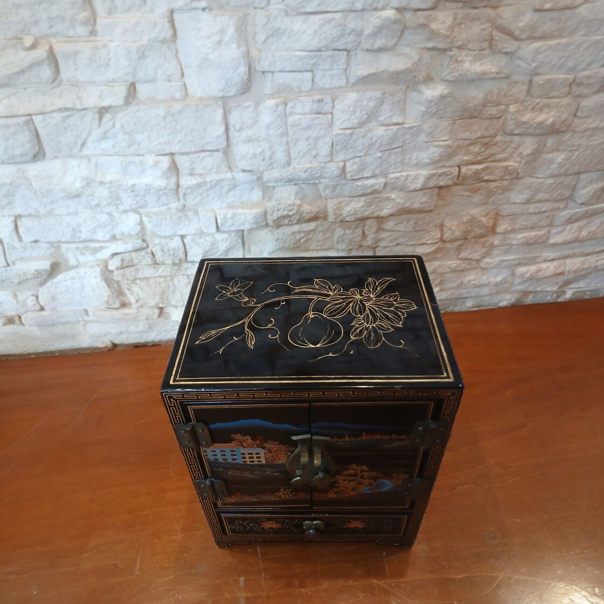 Portagioie Orientale