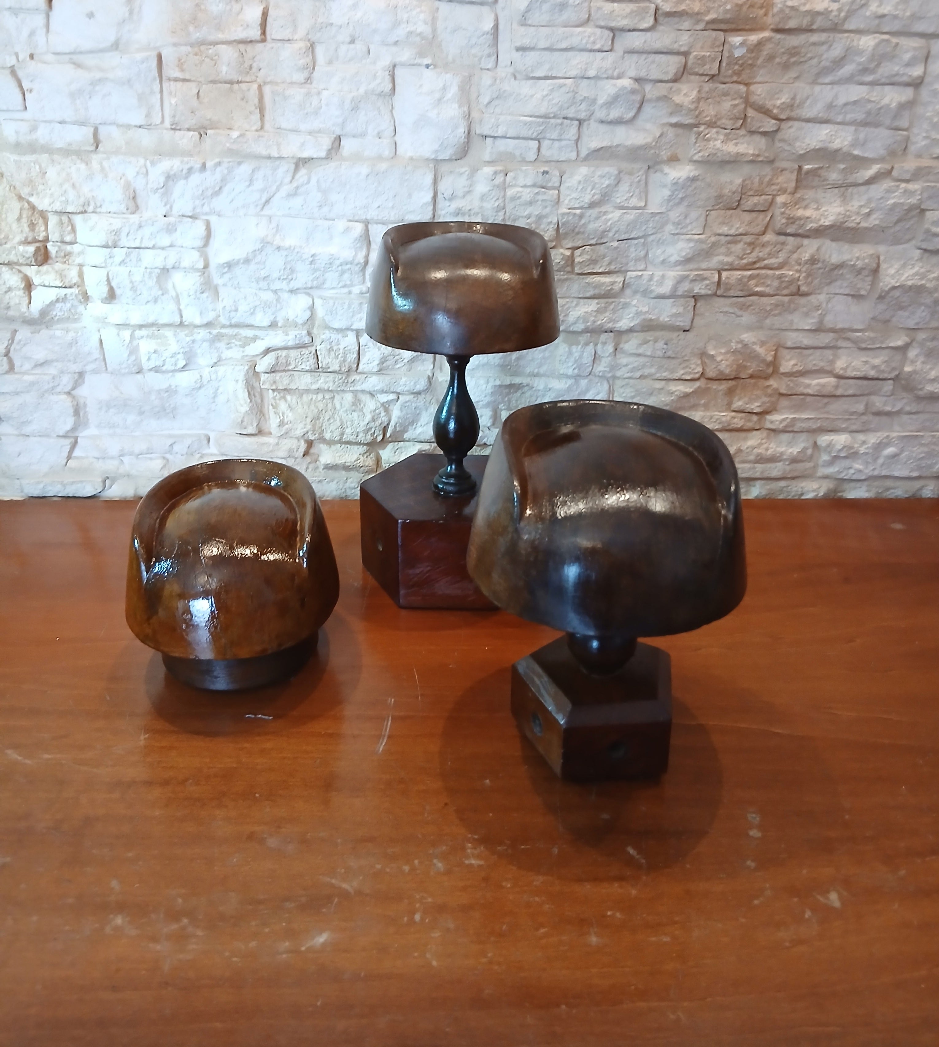 Set di tre stampi per cappelli
