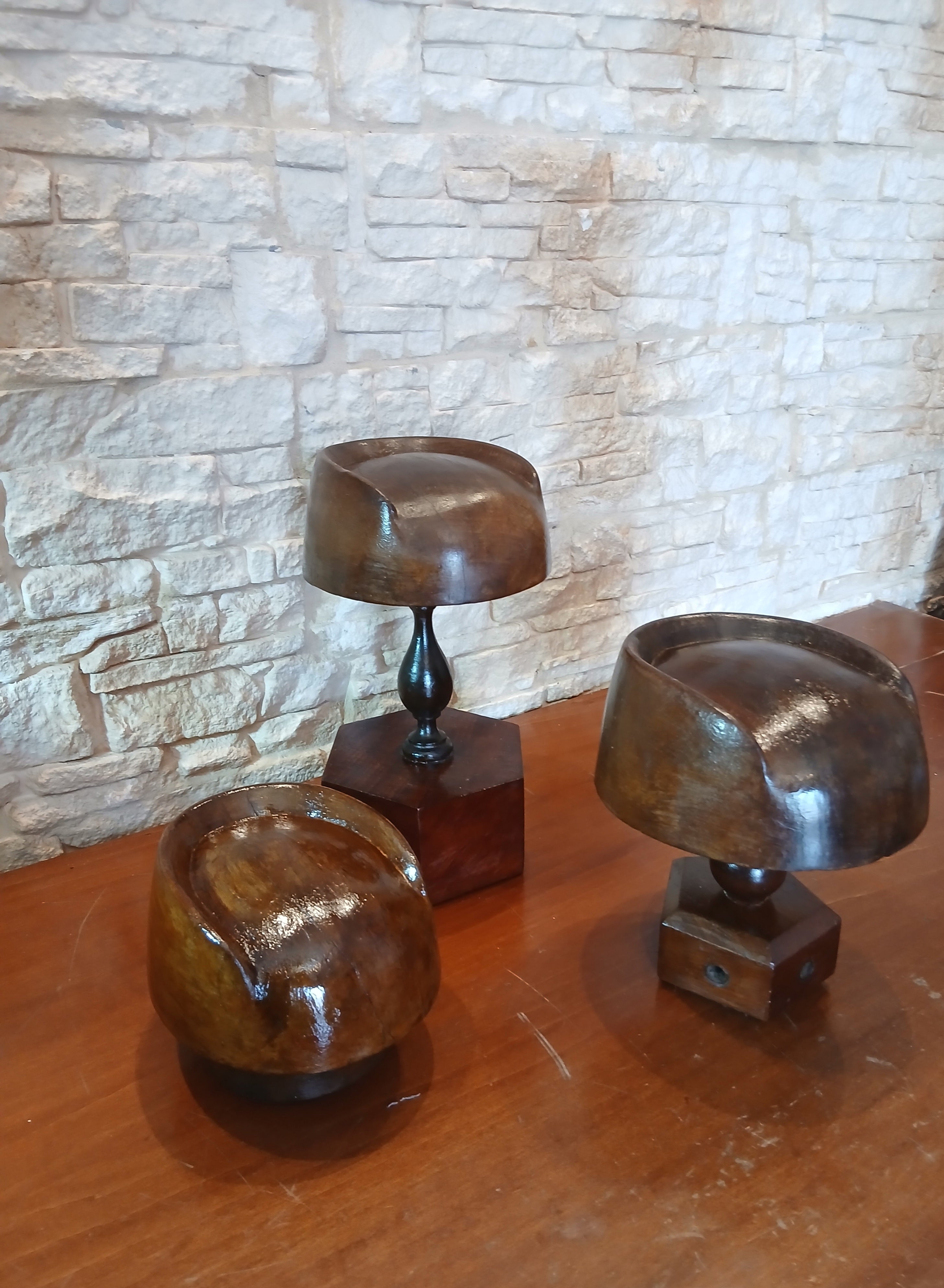 Set di tre stampi per cappelli
