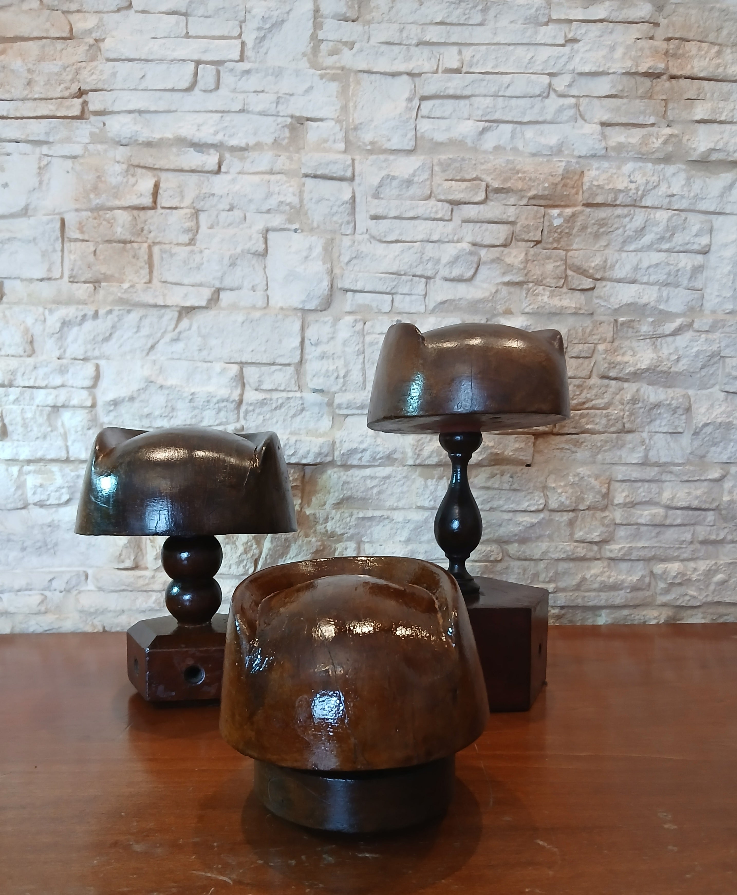 Set di tre stampi per cappelli